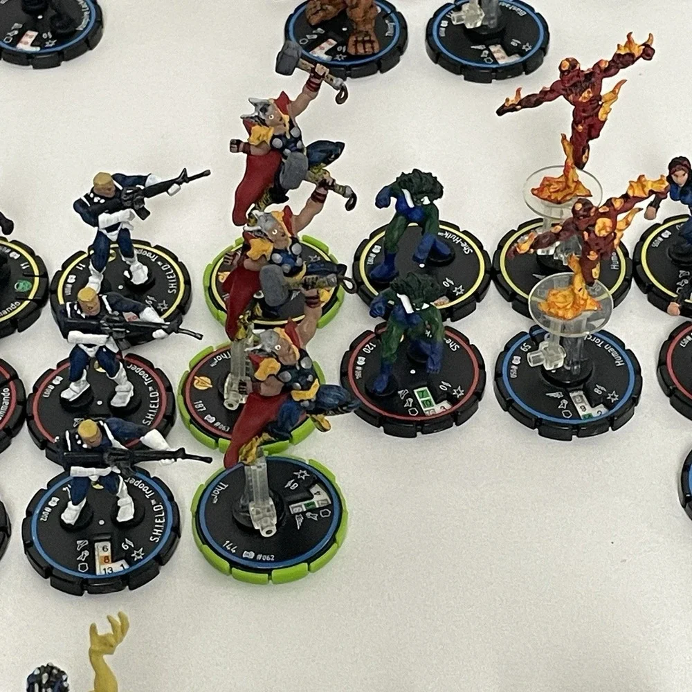 HeroClix Clobberin‎ Time Lot 76 Figures Marvel Miniatures Game Pieces